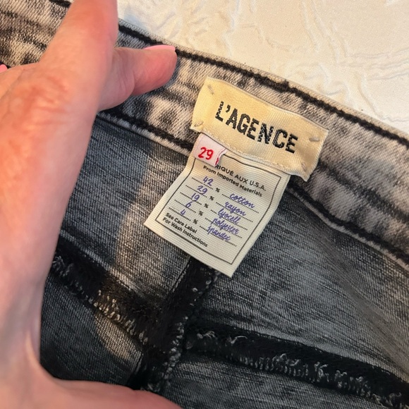 NWOT L’Agence High line High Rise Skinny in Distressed Moonstone Gray Jeans - Picture 10 of 12